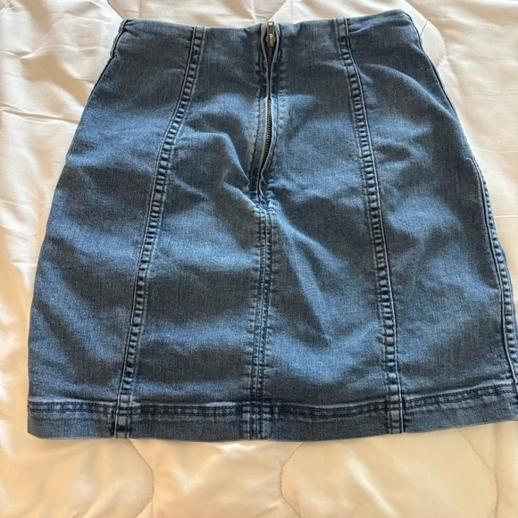 Free People Modern Femme Denim Mini Skirt Size 0 - Picture 7 of 7